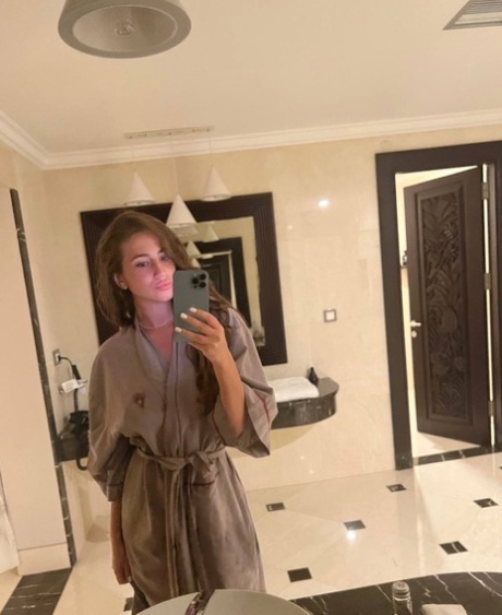 Akat Premium Escort Pelin ile Unutulmaz Saatler