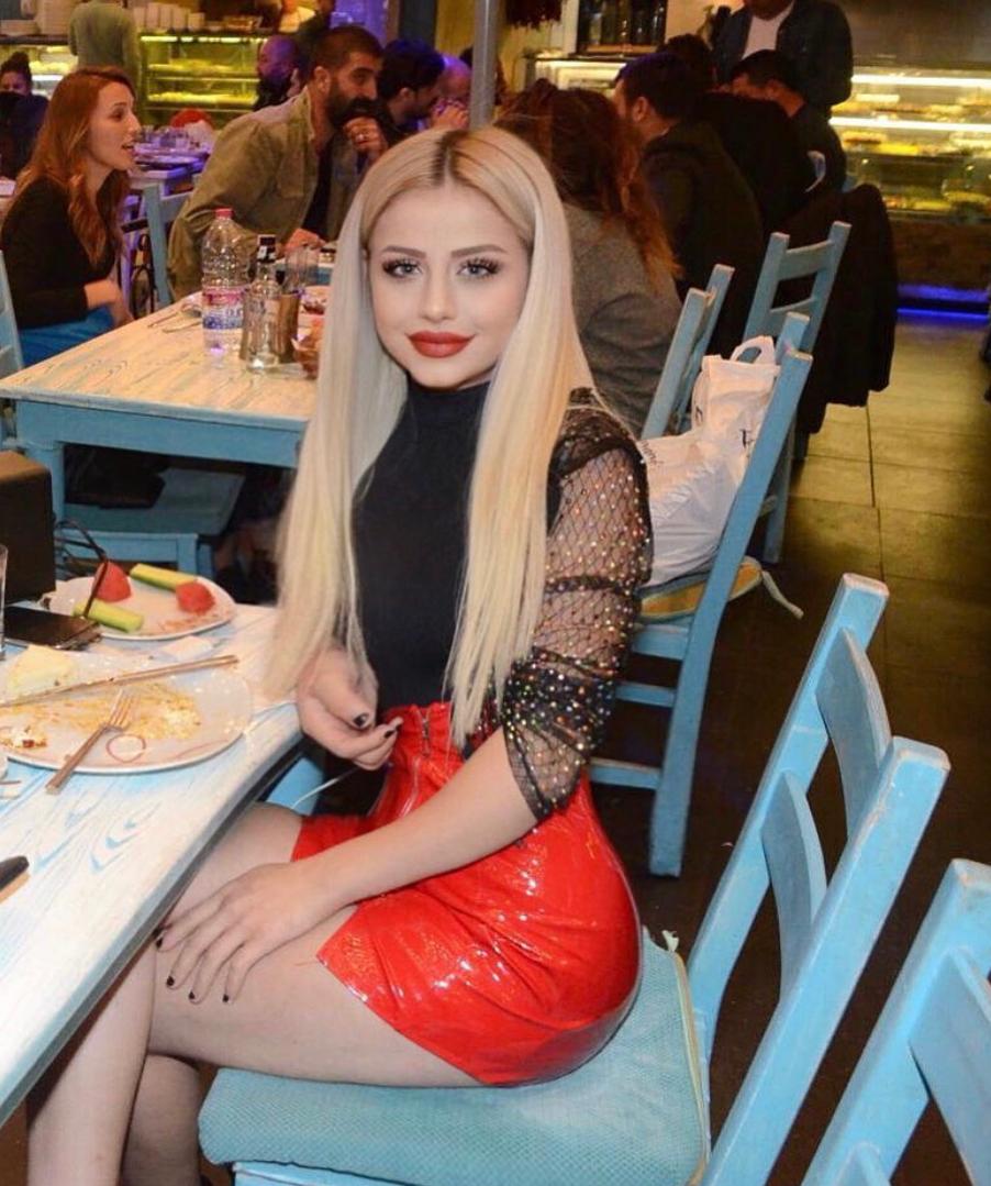 Ela Sarıyer Escort Profil Resmi Ela - Sarıyer VIP Escort Bayan Modeli - Gerçek Fotoğraflı İlan