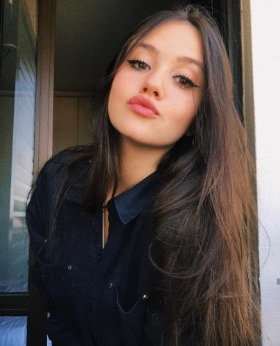Asuman Sarıyer Escort Profil Resmi Asuman - Sarıyer VIP Escort Bayan Modeli - Gerçek Fotoğraflı İlan